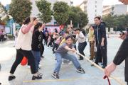 九游娱乐-拔河比赛上演绝地反击，实现逆袭