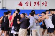九游娱乐-东北德比再现！毁誉参半的竞技对阵皇家社会