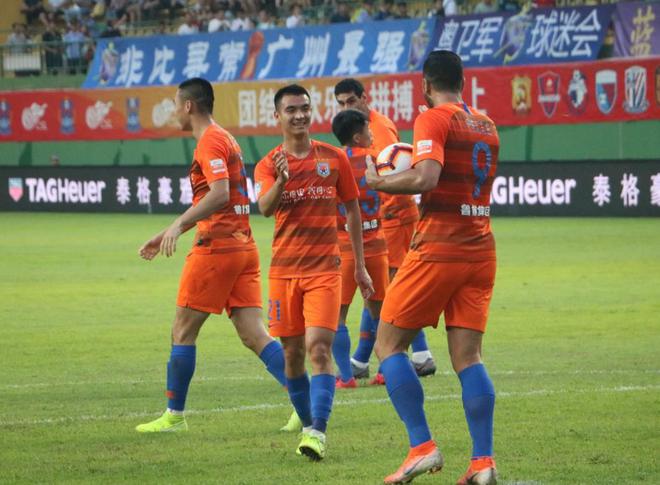 上港队员精神状态佳，深圳佳兆业仍需找回状态